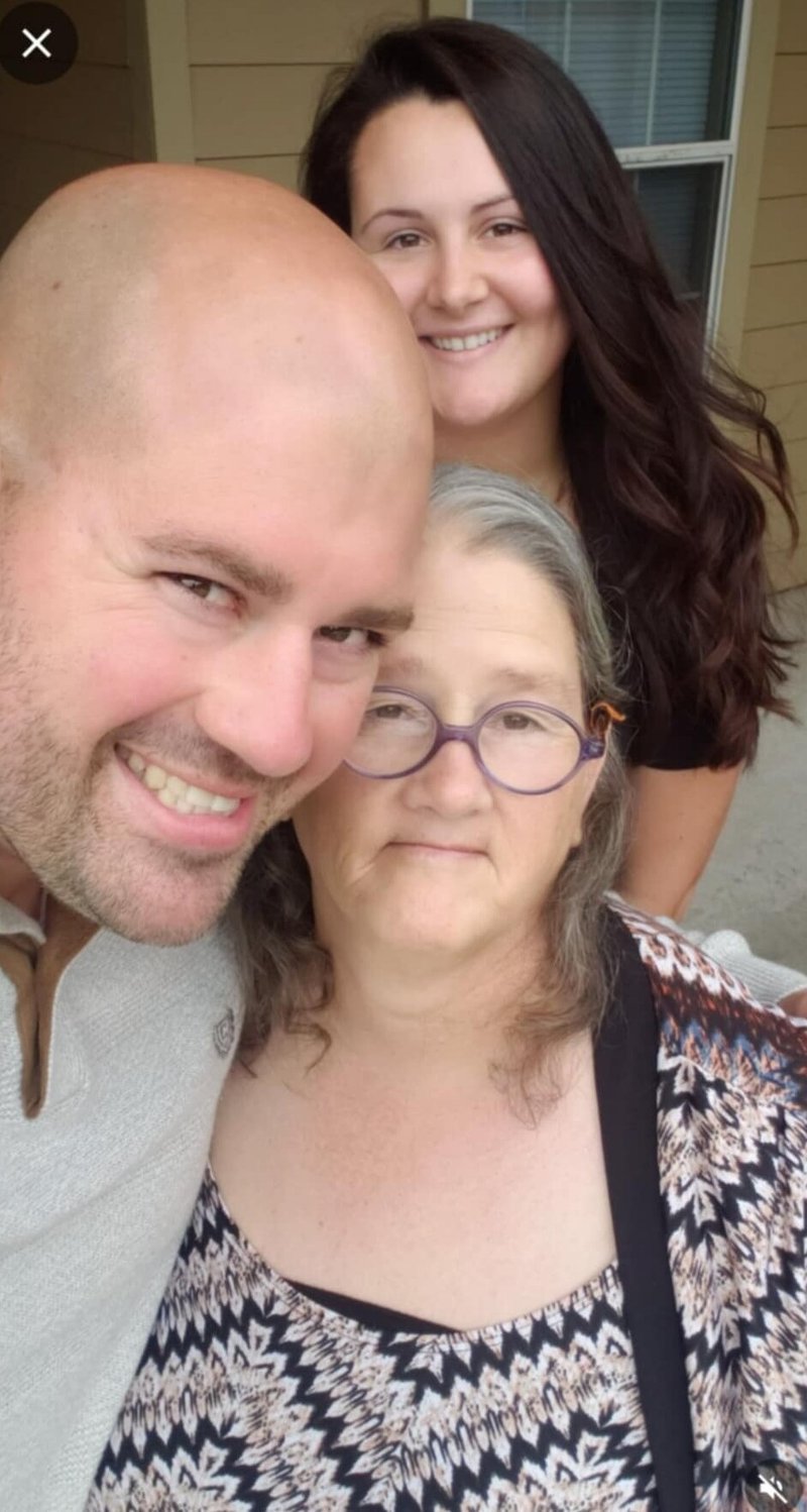 Susan Lee Martin - Photo 12