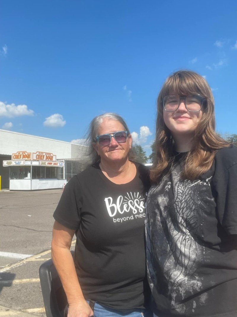 Susan Lee Martin - Photo 33