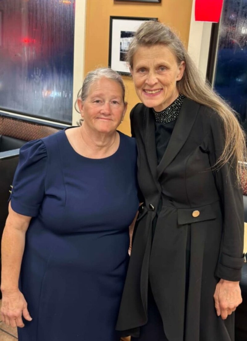 Susan Lee Martin - Photo 36