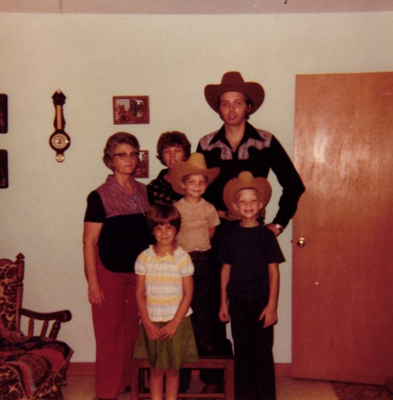 Ronald James Dixon - Photo 223