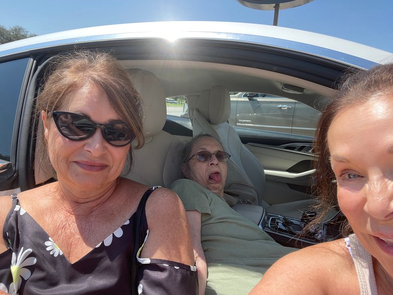 Pat Walton - Photo 7