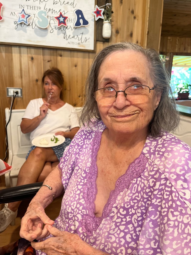 Pat Walton - Photo 22