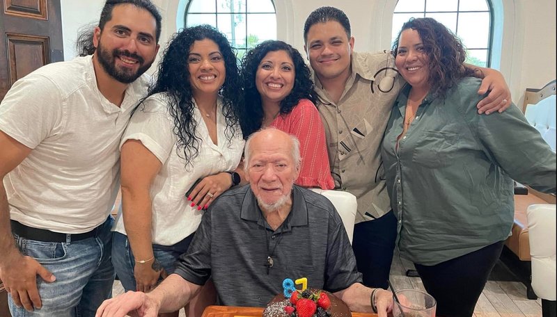 Marco Antonio Carcamo - Photo 9