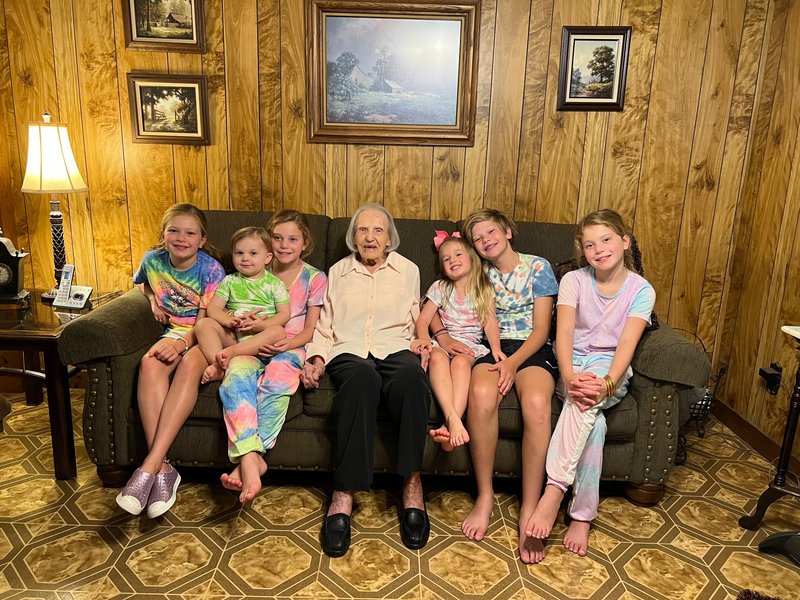 Betty L. Wingate - Photo 14