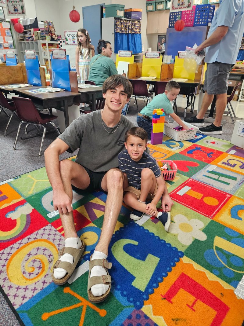 Victor John Viator - Photo 28