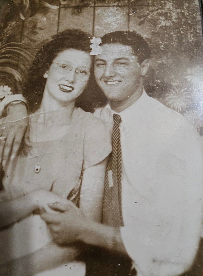 Victor John Viator - Photo 34