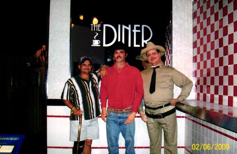 Victor John Viator - Photo 58