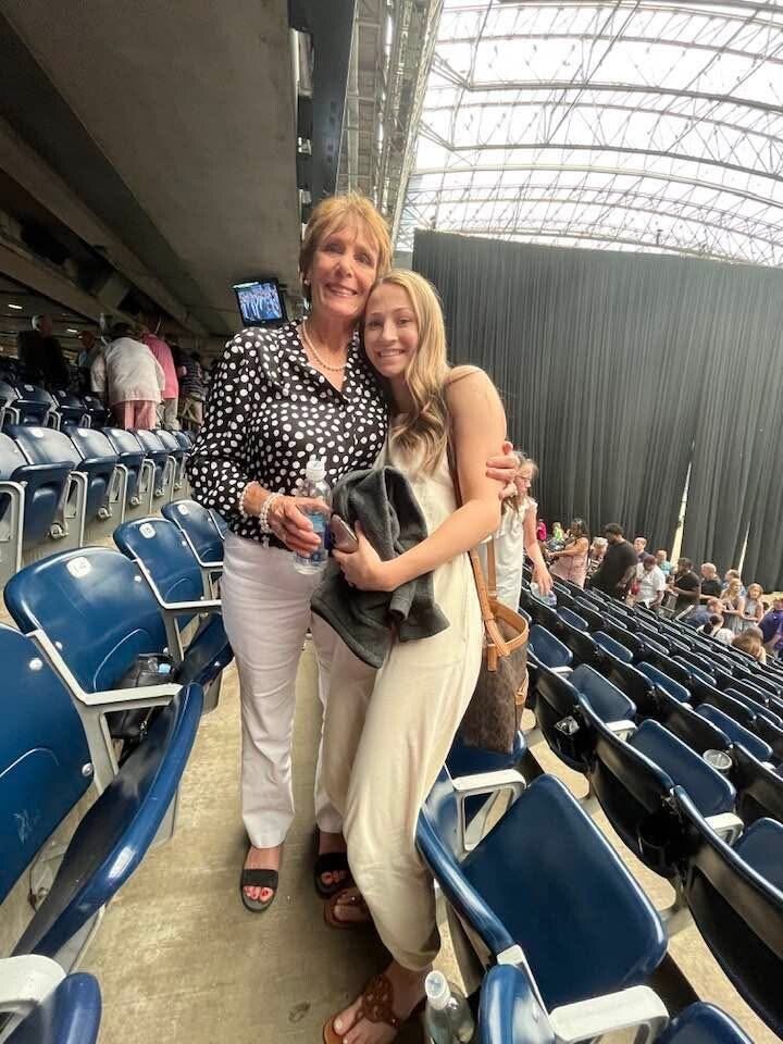 Leah Rea Johansson - Photo 80