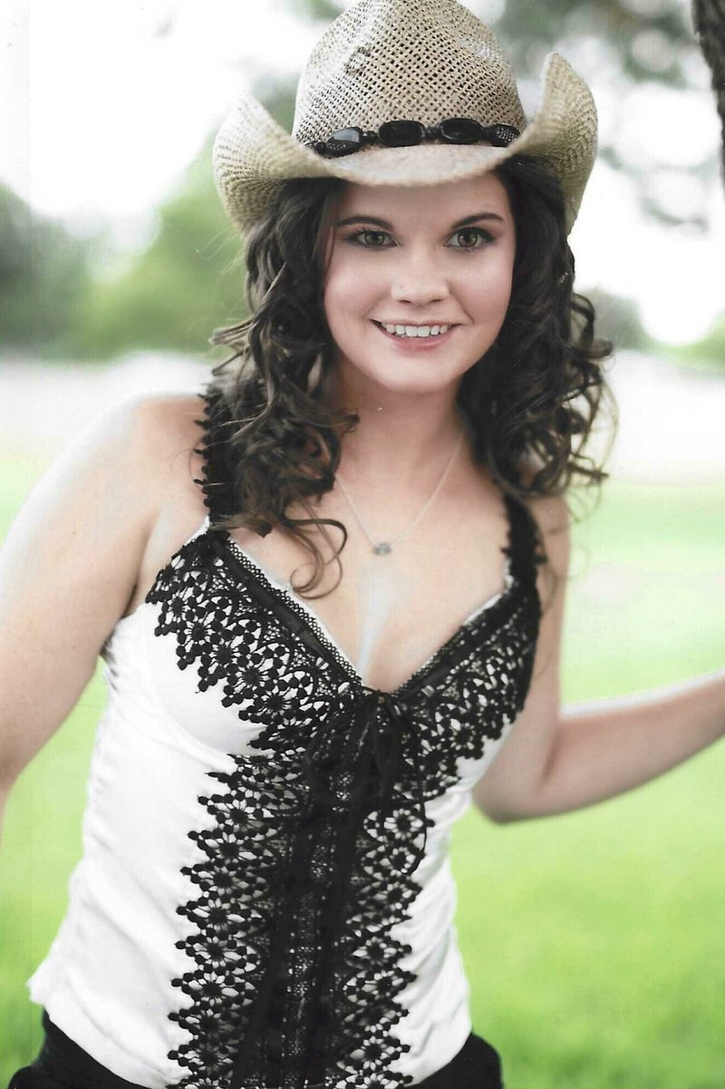 Leah Rea Johansson - Photo 148