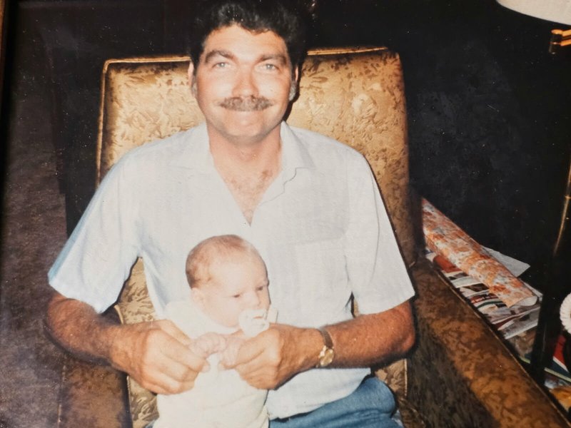 Bruce Wayne Mayfield - Photo 8