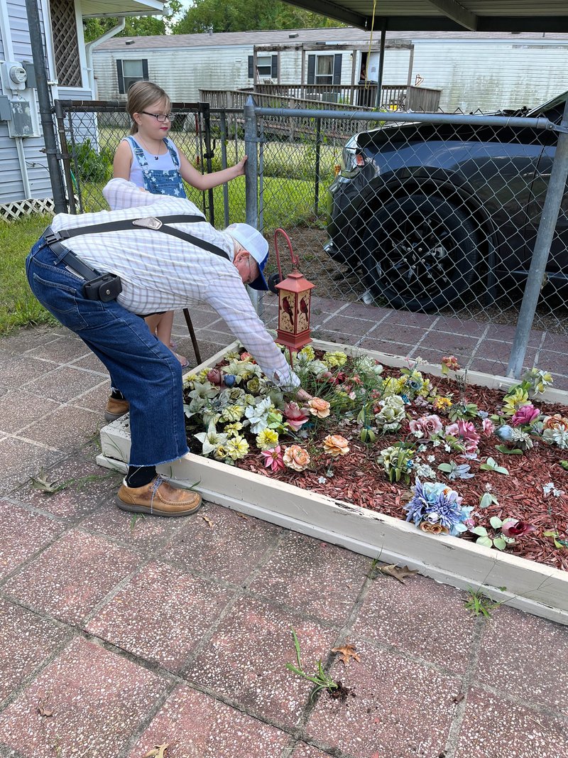 Billy Raye Russell - Photo 69