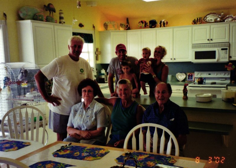 Norma Rae Free - Photo 52