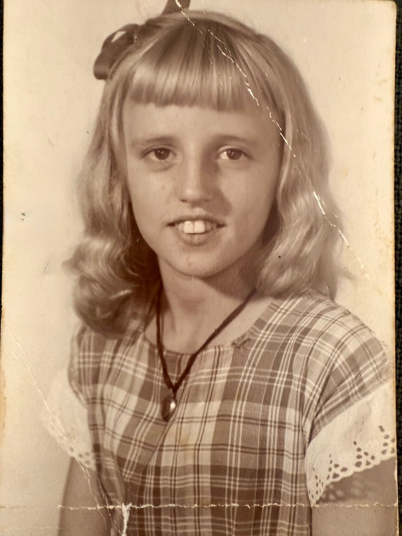 Mary Elizabeth "Beth" Braus - Photo 4
