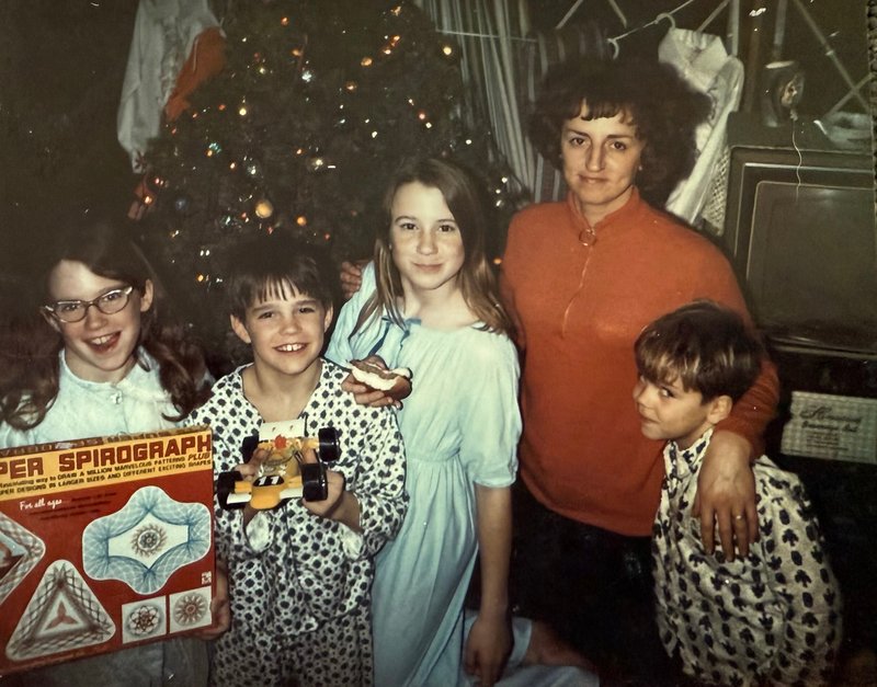 Mary Elizabeth "Beth" Braus - Photo 13