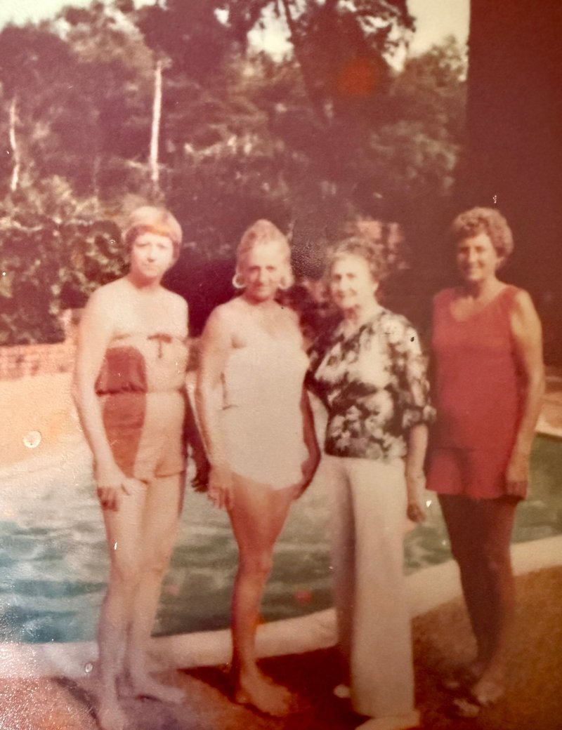 Mary Elizabeth "Beth" Braus - Photo 16