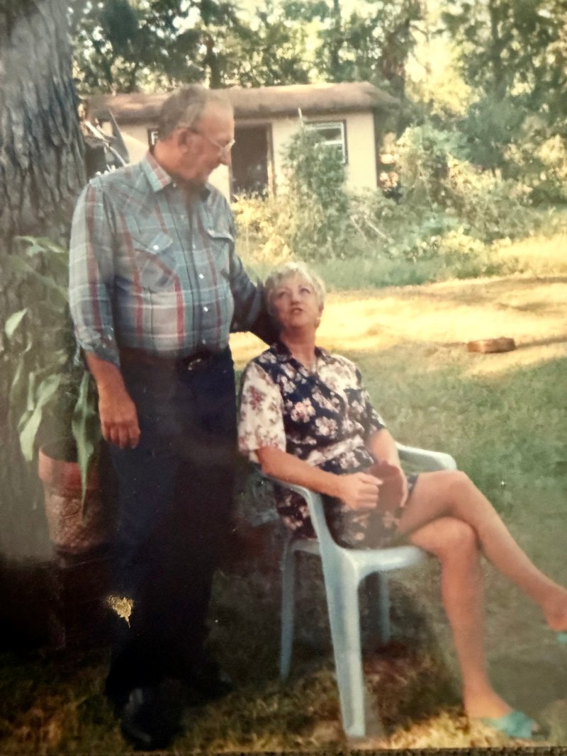 Mary Elizabeth "Beth" Braus - Photo 36