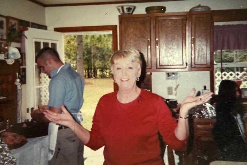 Mary Elizabeth "Beth" Braus - Photo 41