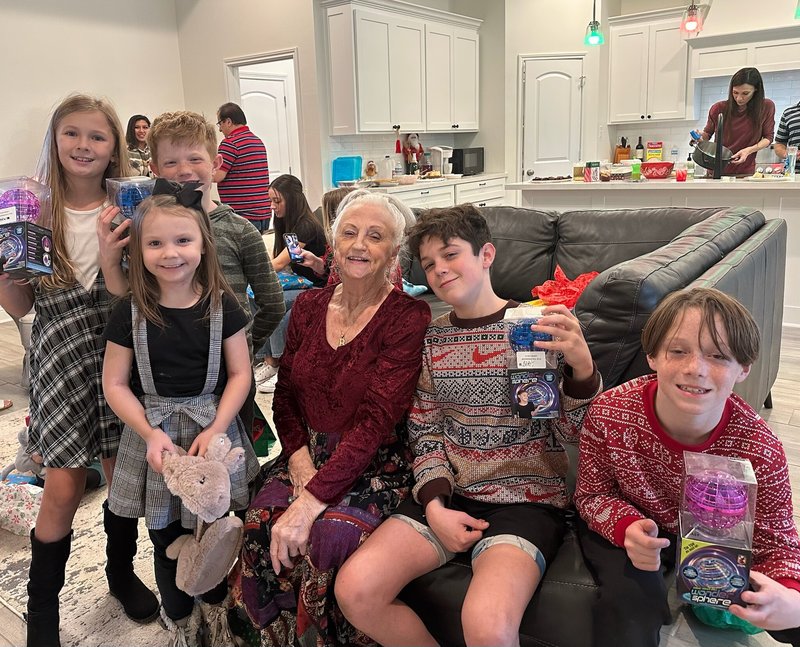 Mary Elizabeth "Beth" Braus - Photo 76