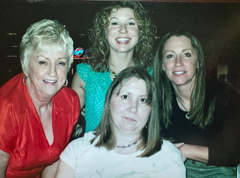 Mary Elizabeth "Beth" Braus - Photo 81