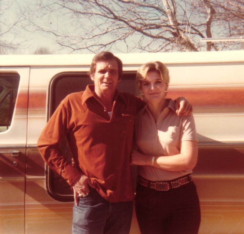 Delbert Ray Taylor - Photo 3