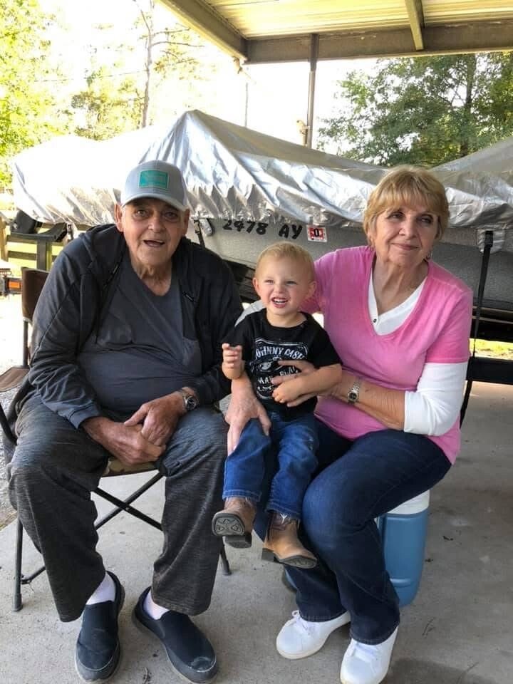 Delbert Ray Taylor - Photo 64