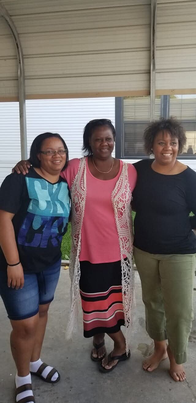 Sonya René LeBlanc - Photo 7