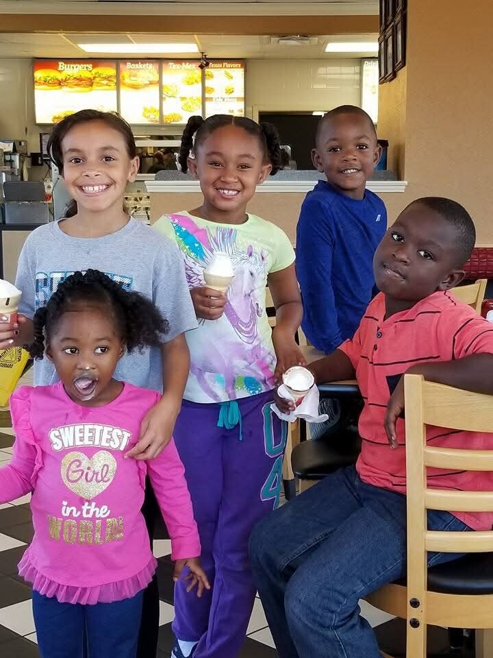 Sonya René LeBlanc - Photo 13