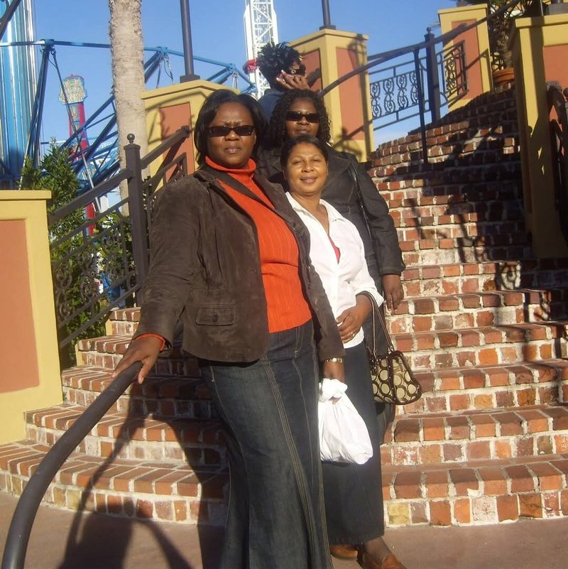 Sonya René LeBlanc - Photo 19