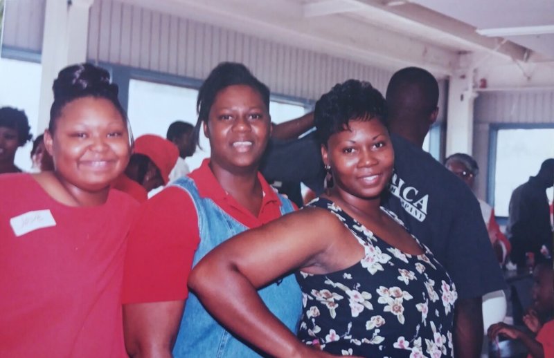 Sonya René LeBlanc - Photo 43