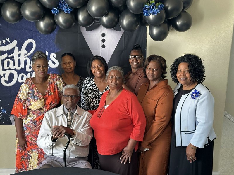 Sonya René LeBlanc - Photo 60