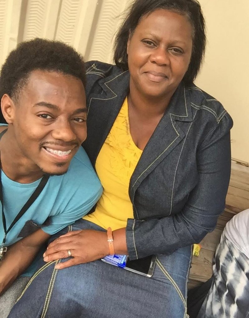 Sonya René LeBlanc - Photo 73