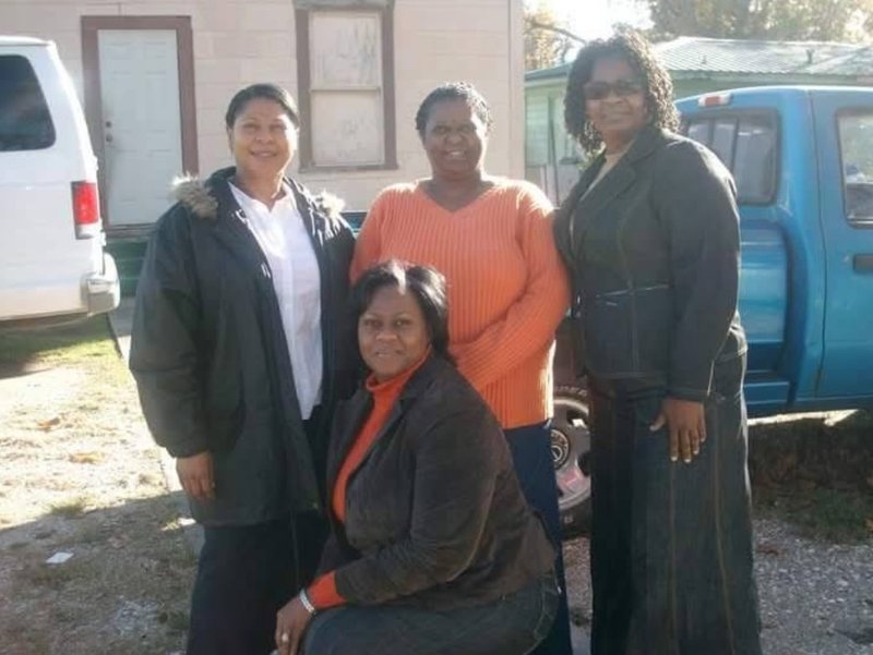 Sonya René LeBlanc - Photo 85