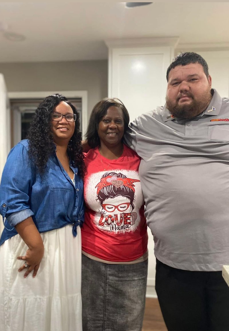 Sonya René LeBlanc - Photo 95