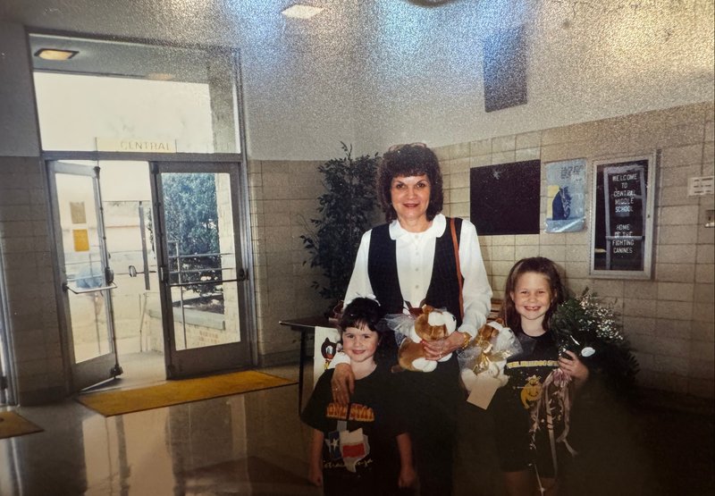 Melba Hebert Bodin McCabe - Photo 95