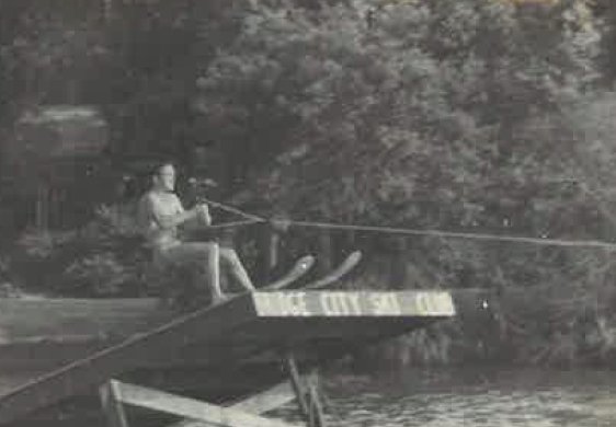 Jerry Lee Vincent - Photo 8