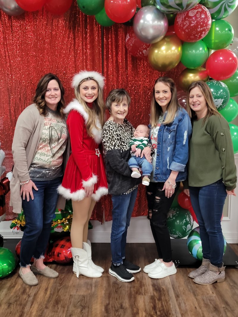 Debbie Lynn Vidrine - Photo 4