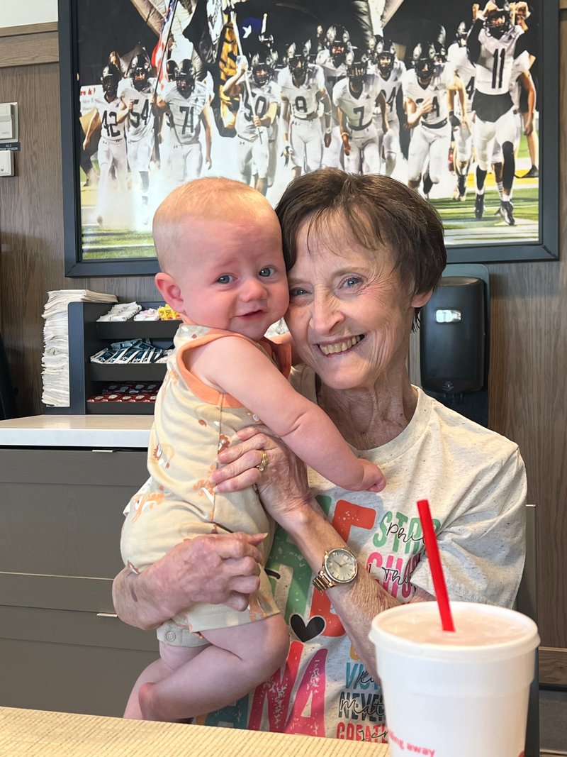 Debbie Lynn Vidrine - Photo 19