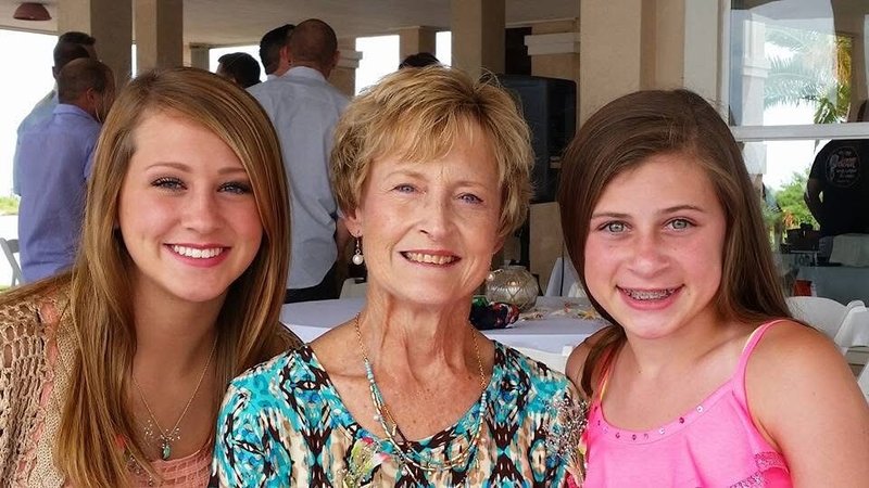 Debbie Lynn Vidrine - Photo 35