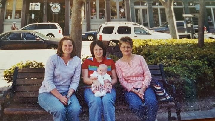 Debbie Lynn Vidrine - Photo 38