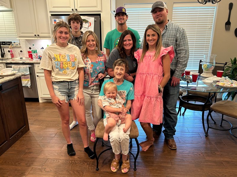 Debbie Lynn Vidrine - Photo 52