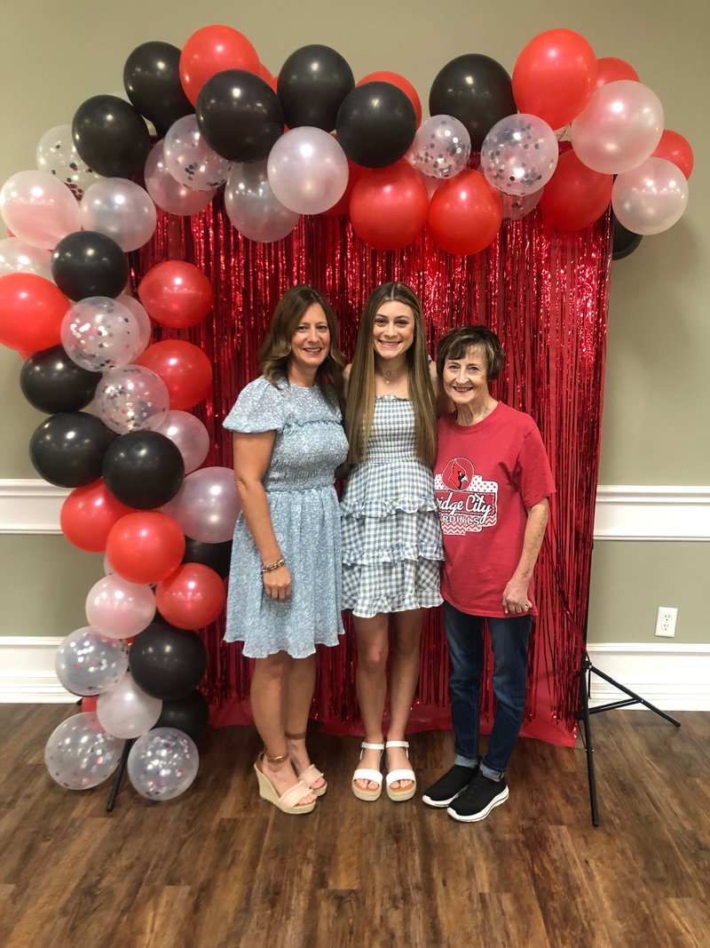 Debbie Lynn Vidrine - Photo 62