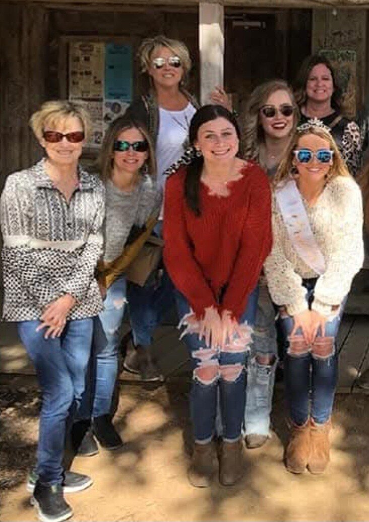 Debbie Lynn Vidrine - Photo 117