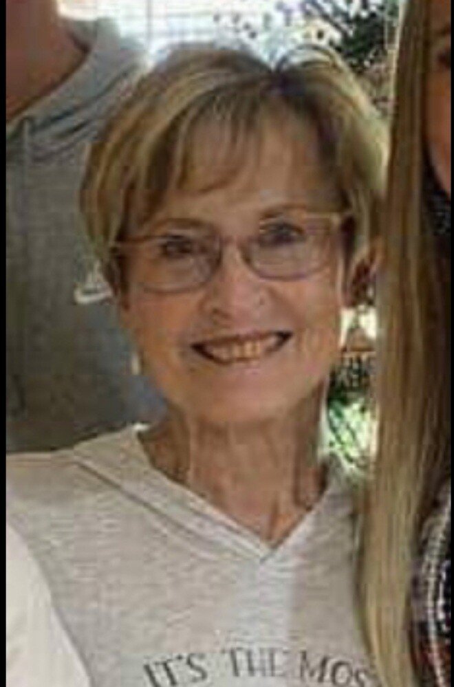 Debbie Lynn Vidrine - Photo 145