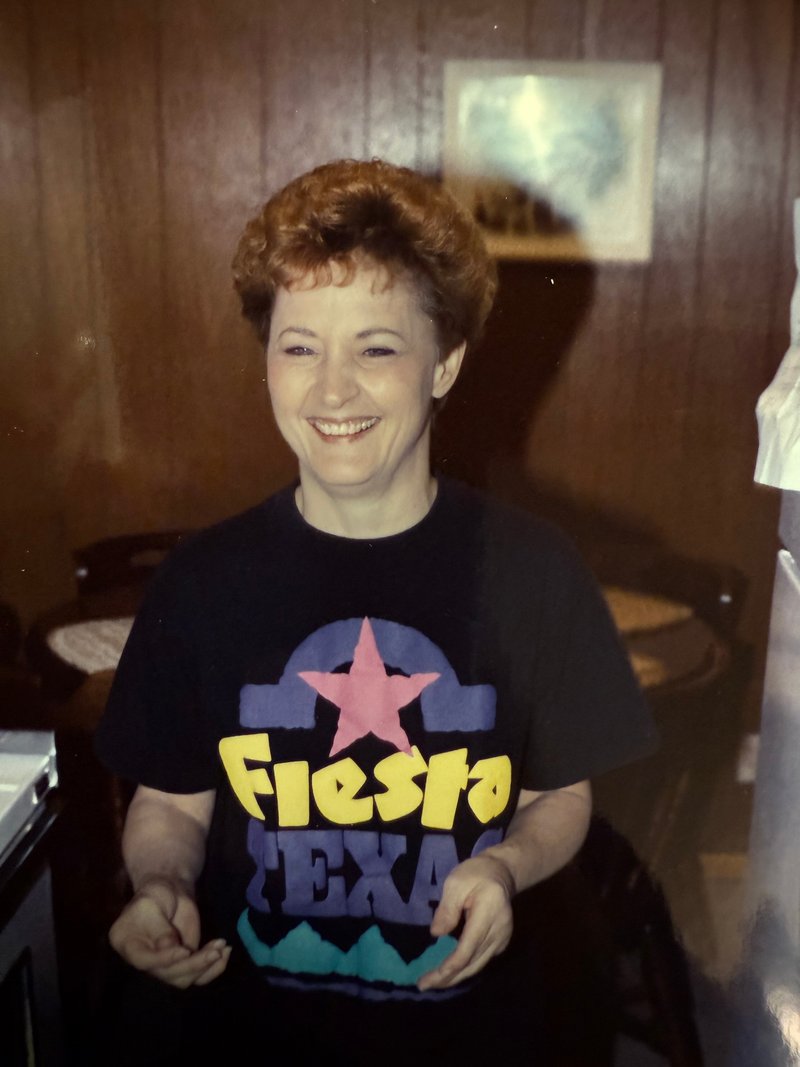 Debbie Lynn Vidrine - Photo 153