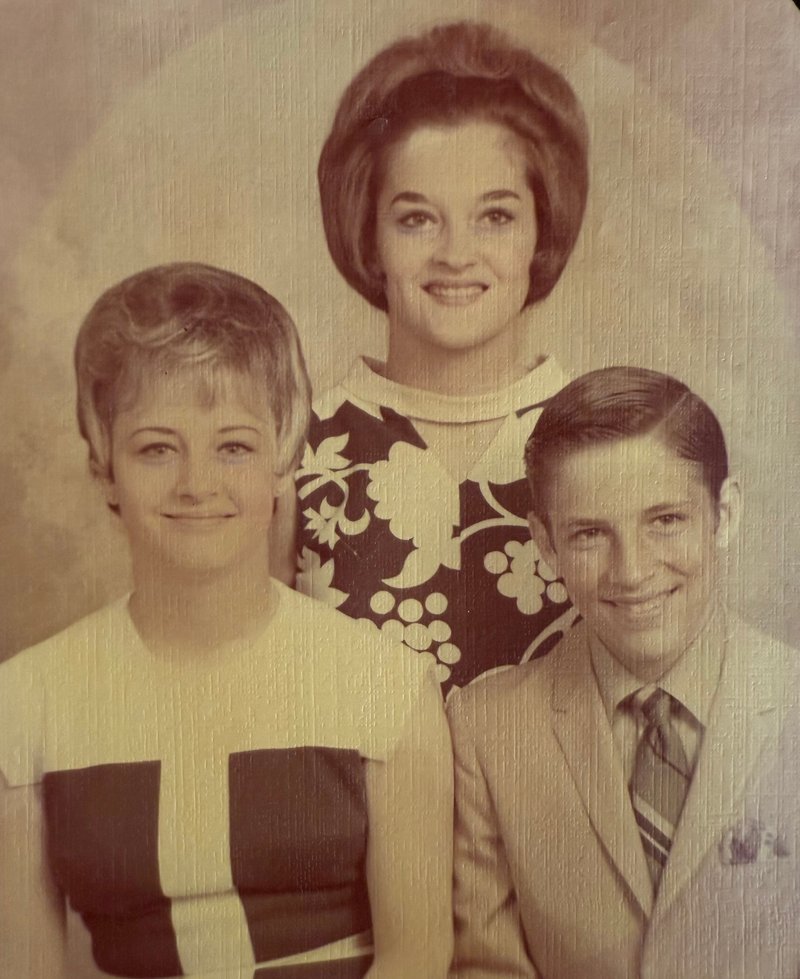 Debbie Lynn Vidrine - Photo 187