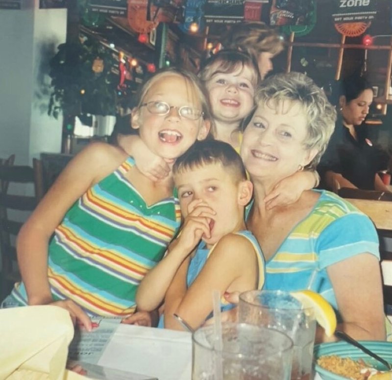 Debbie Lynn Vidrine - Photo 212