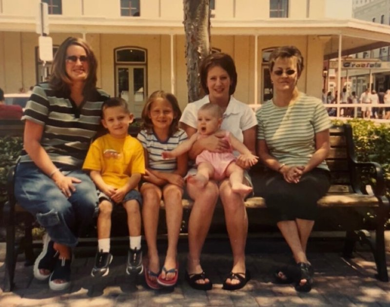 Debbie Lynn Vidrine - Photo 214