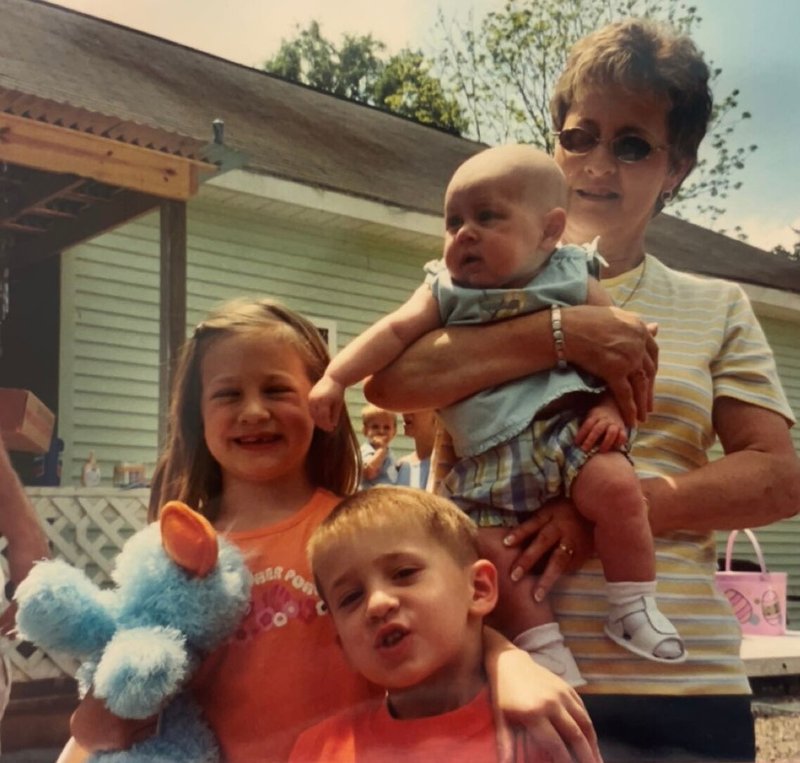 Debbie Lynn Vidrine - Photo 216