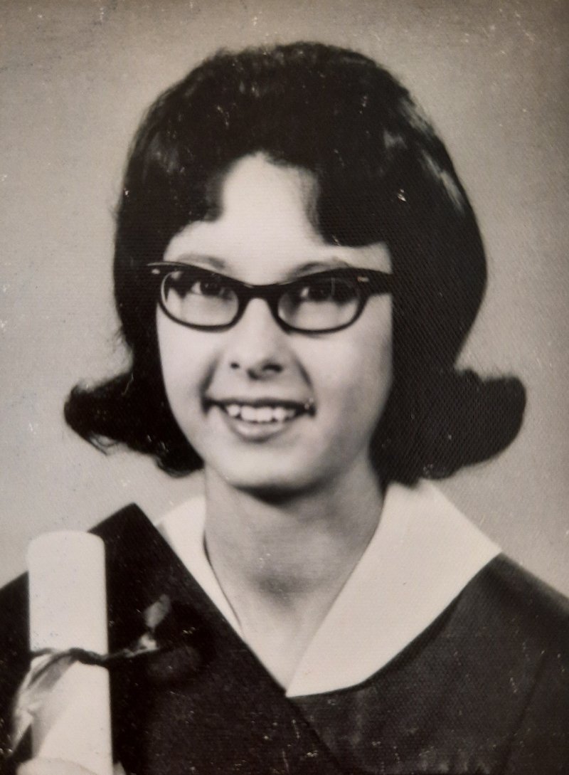 Charlotte Ilene Petry - Photo 11