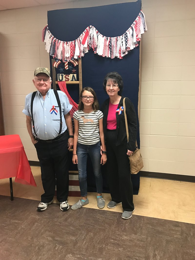 Charlotte Ilene Petry - Photo 13